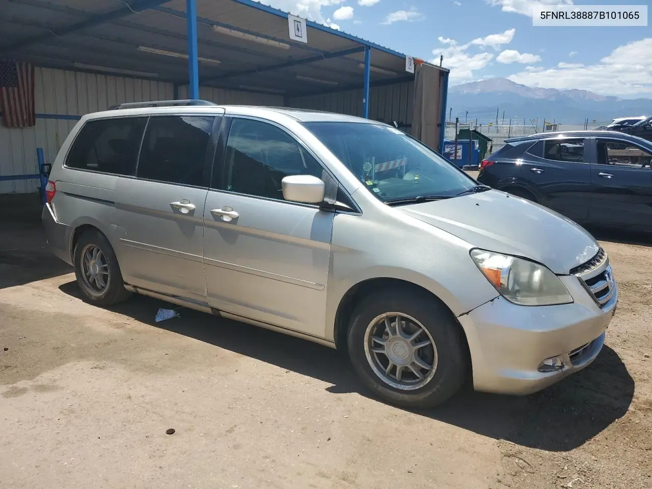 2007 Honda Odyssey Touring VIN: 5FNRL38887B101065 Lot: 61950885