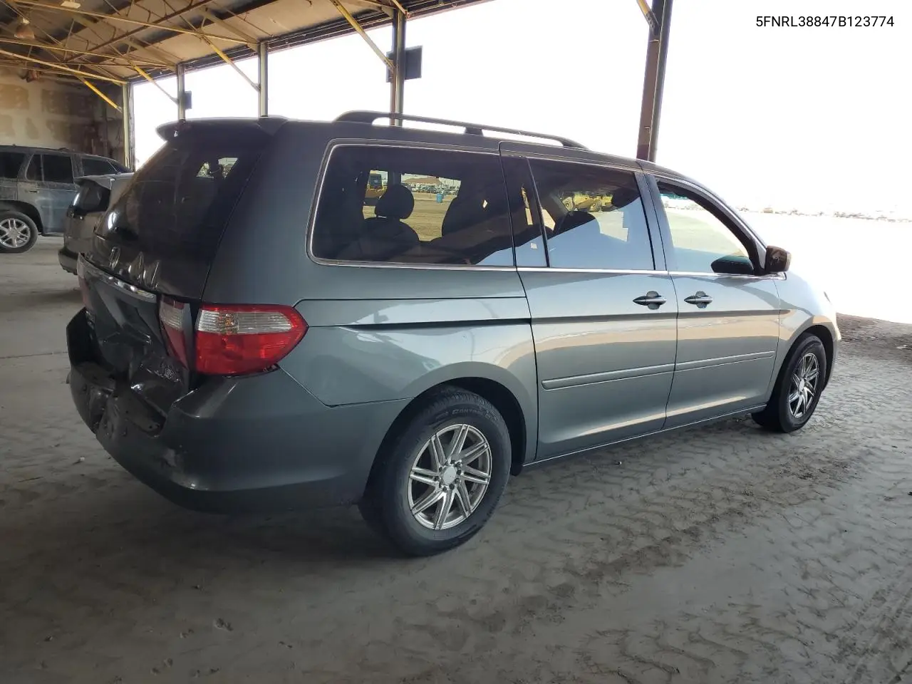 2007 Honda Odyssey Touring VIN: 5FNRL38847B123774 Lot: 62596945
