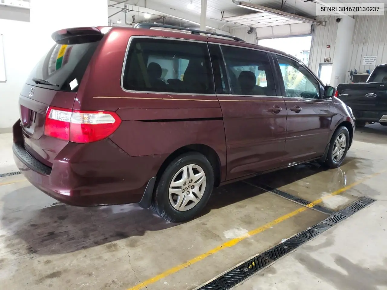 2007 Honda Odyssey Ex VIN: 5FNRL38467B130237 Lot: 62744235