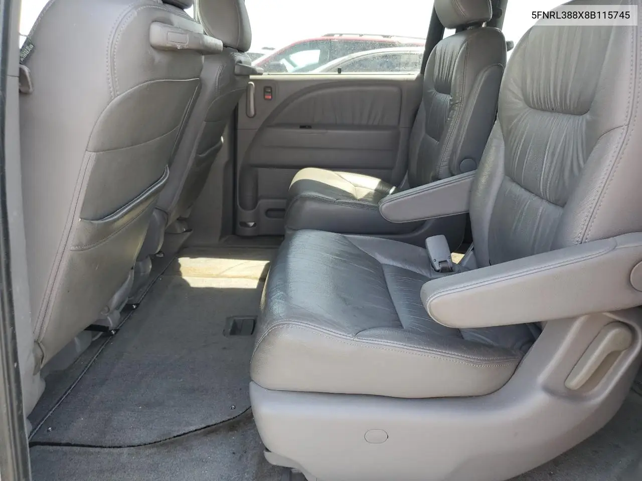 2008 Honda Odyssey Touring VIN: 5FNRL388X8B115745 Lot: 61611275