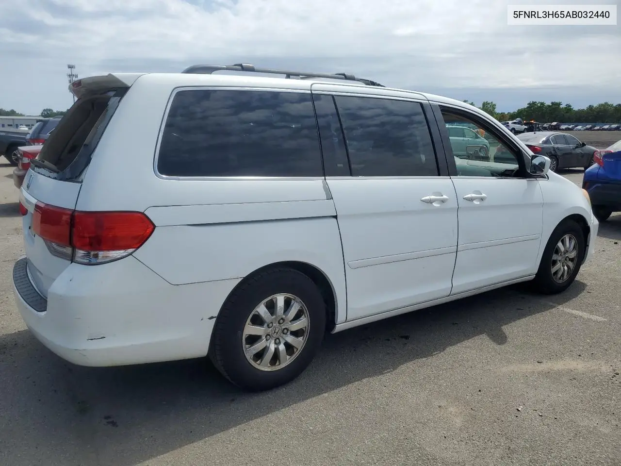 2010 Honda Odyssey Exl VIN: 5FNRL3H65AB032440 Lot: 61971135