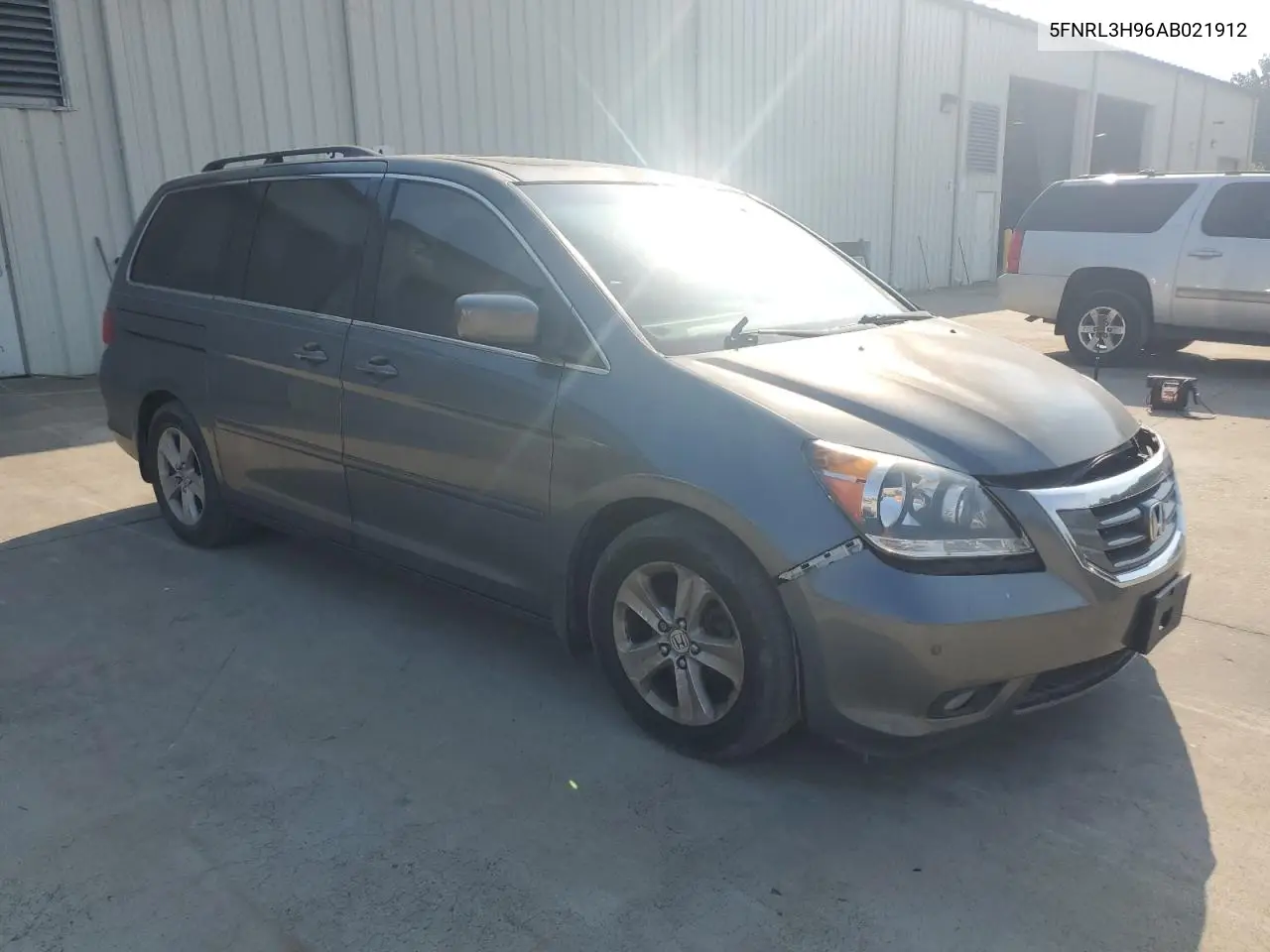 2010 Honda Odyssey Touring VIN: 5FNRL3H96AB021912 Lot: 62161545