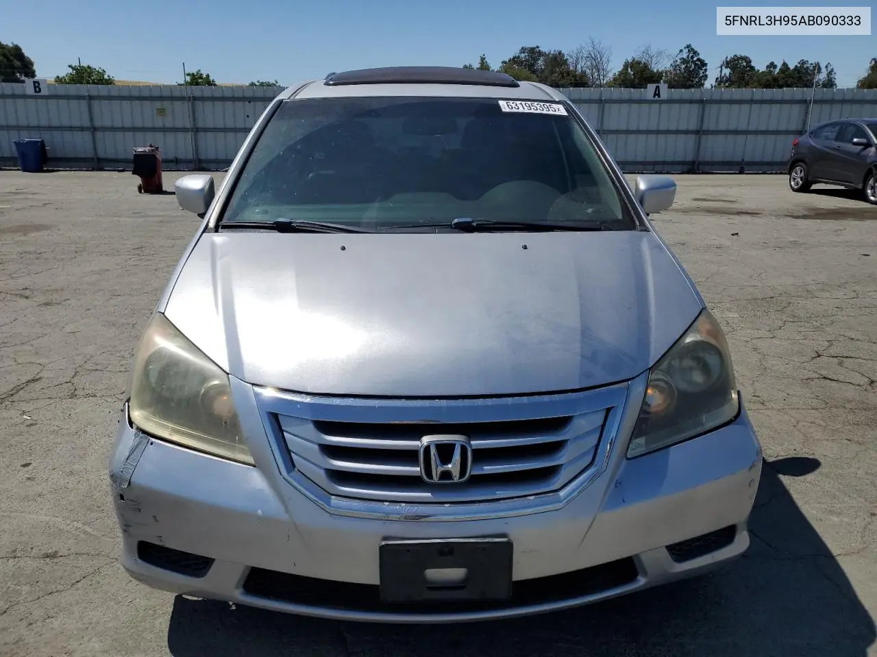 2010 Honda Odyssey Touring VIN: 5FNRL3H95AB090333 Lot: 63195395