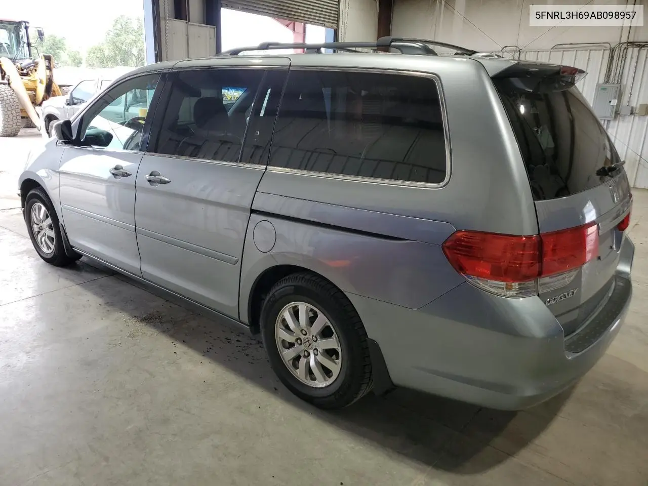 2010 Honda Odyssey Exl VIN: 5FNRL3H69AB098957 Lot: 63534265
