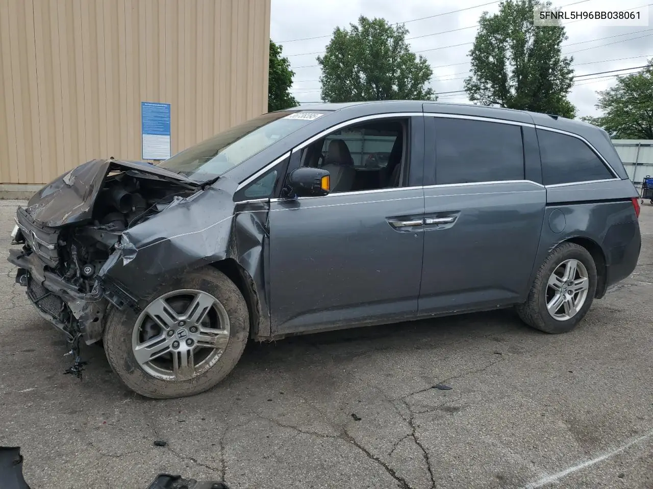 2011 Honda Odyssey Touring VIN: 5FNRL5H96BB038061 Lot: 56738395