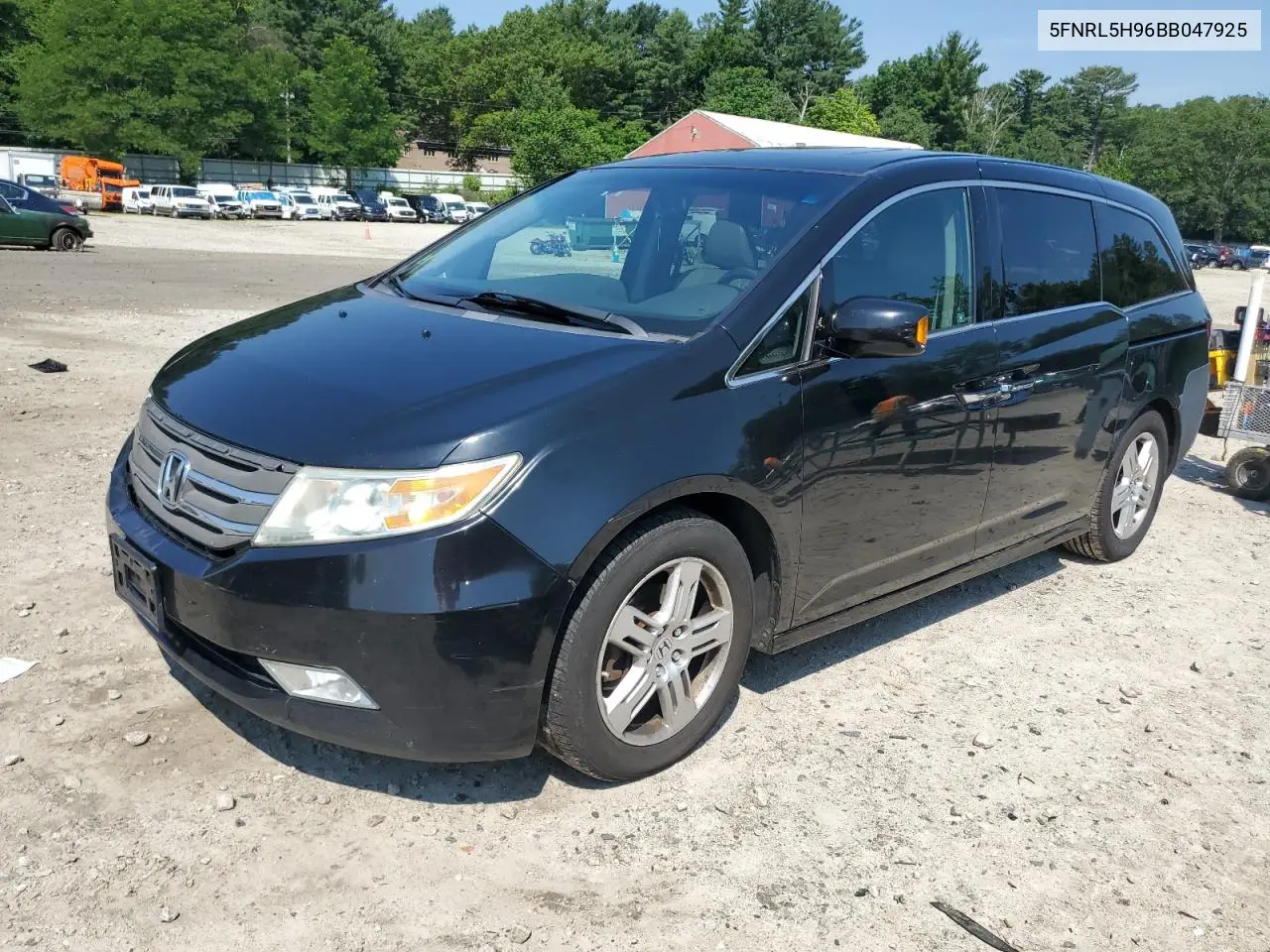 2011 Honda Odyssey Touring VIN: 5FNRL5H96BB047925 Lot: 62111545