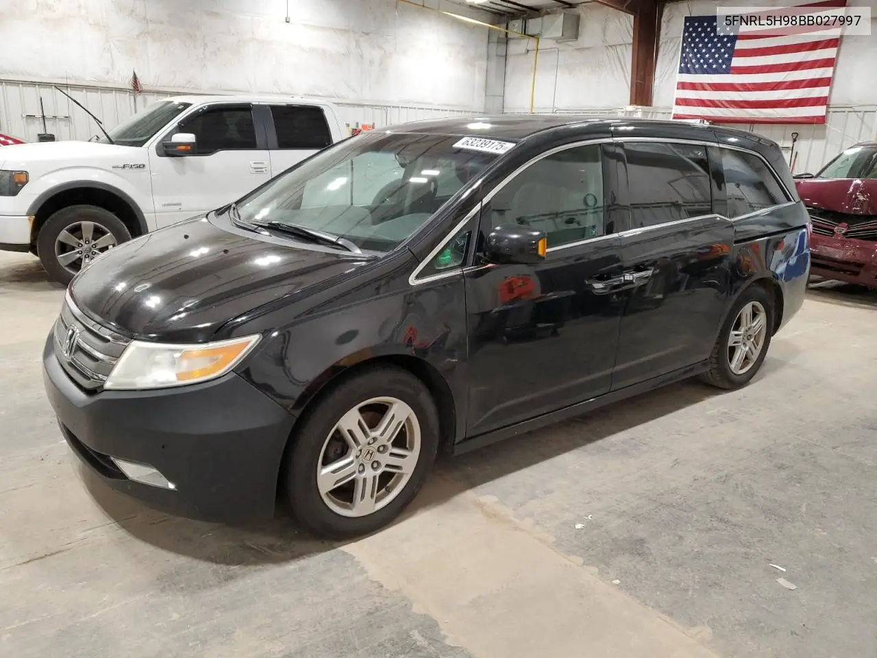 2011 Honda Odyssey Touring VIN: 5FNRL5H98BB027997 Lot: 63239175