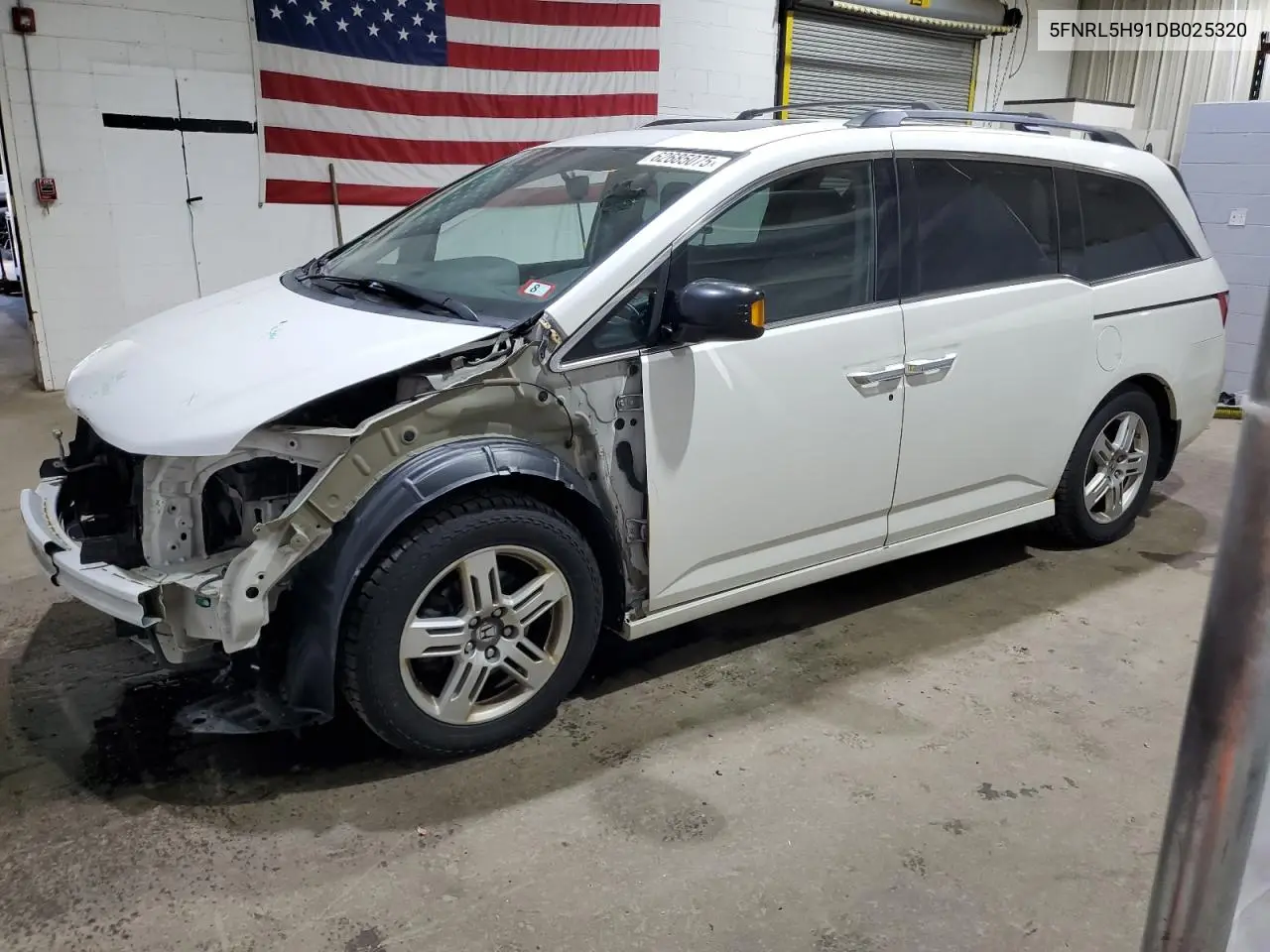 2013 Honda Odyssey Touring VIN: 5FNRL5H91DB025320 Lot: 62685075