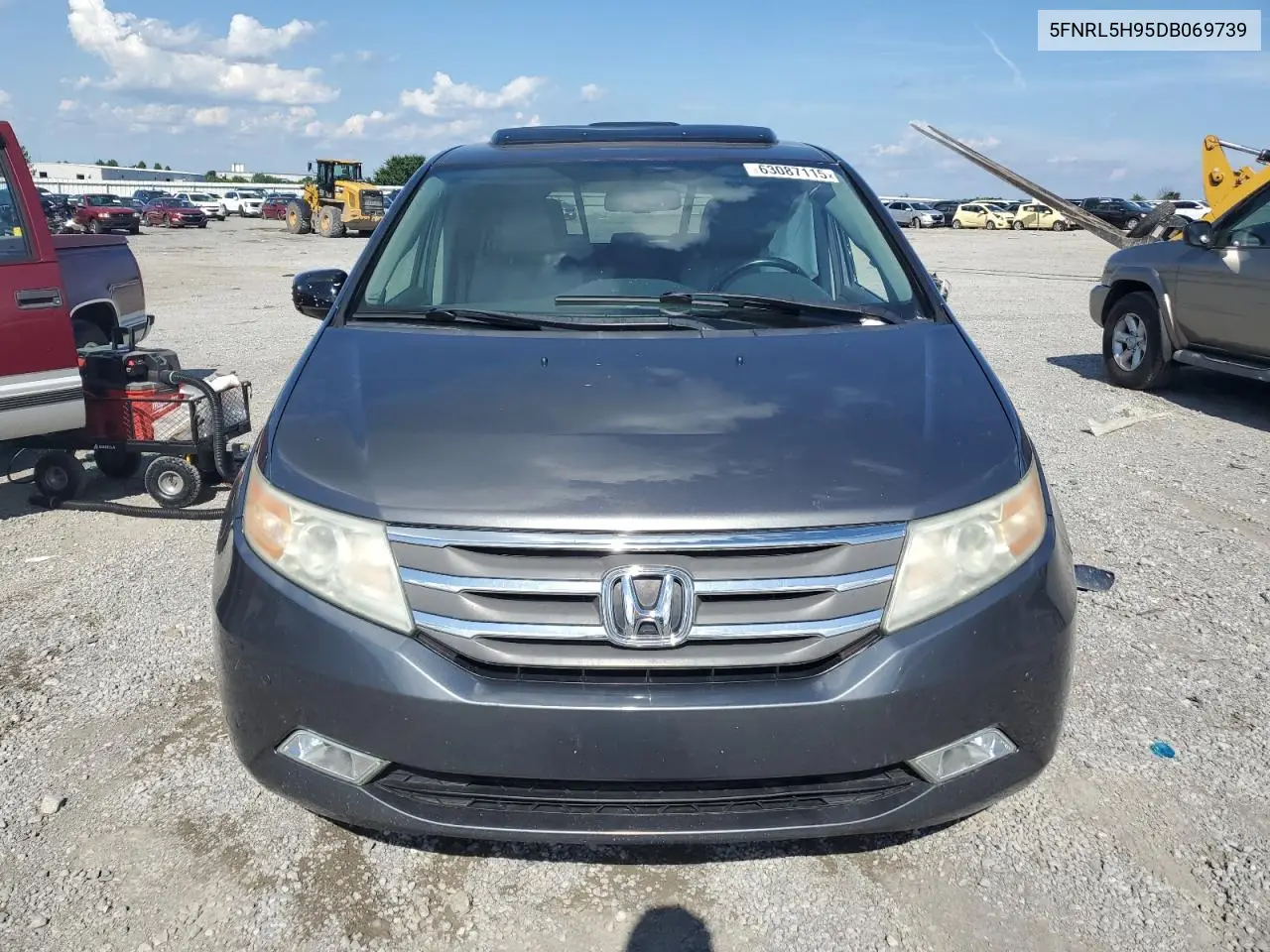 2013 Honda Odyssey Touring VIN: 5FNRL5H95DB069739 Lot: 63087115