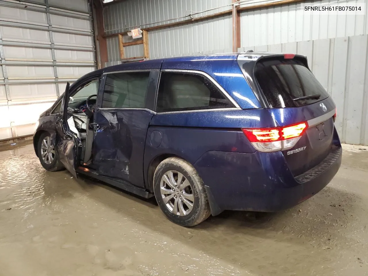 2015 Honda Odyssey Exl VIN: 5FNRL5H61FB075014 Lot: 43556385