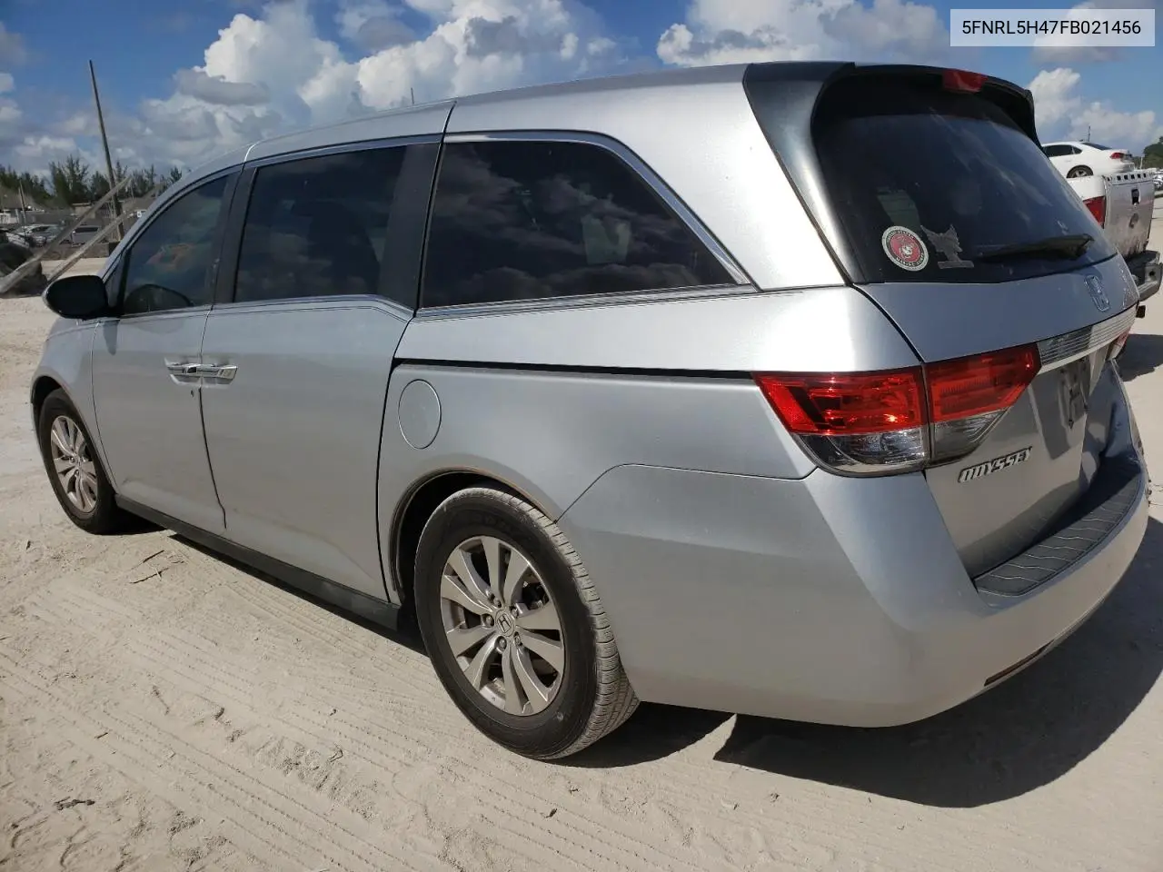 2015 Honda Odyssey Ex VIN: 5FNRL5H47FB021456 Lot: 61943625
