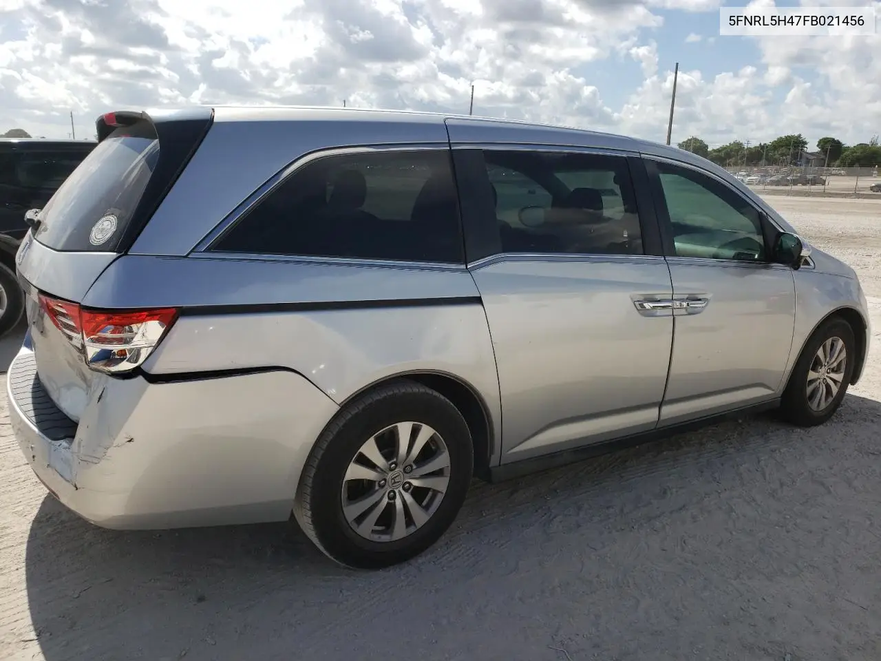 2015 Honda Odyssey Ex VIN: 5FNRL5H47FB021456 Lot: 61943625