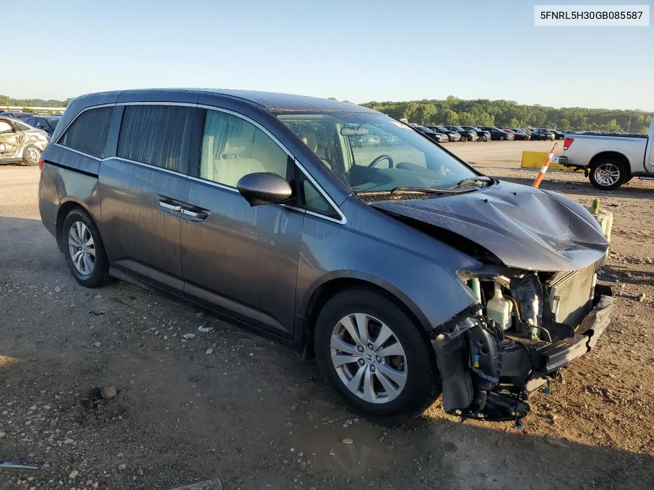 2016 Honda Odyssey Se VIN: 5FNRL5H30GB085587 Lot: 62568785