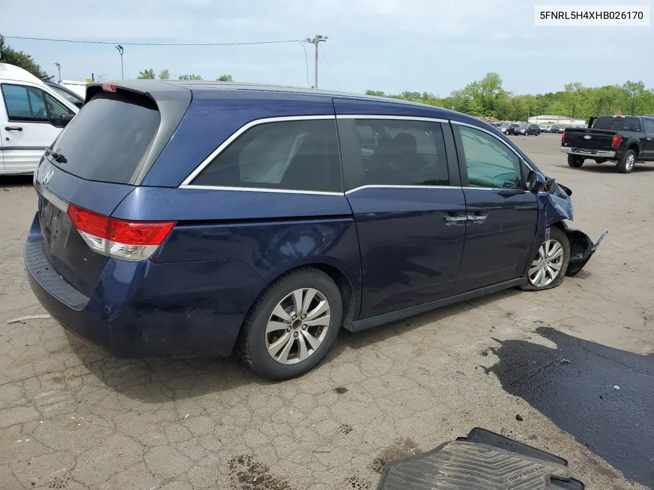 2017 Honda Odyssey Ex VIN: 5FNRL5H4XHB026170 Lot: 56756985