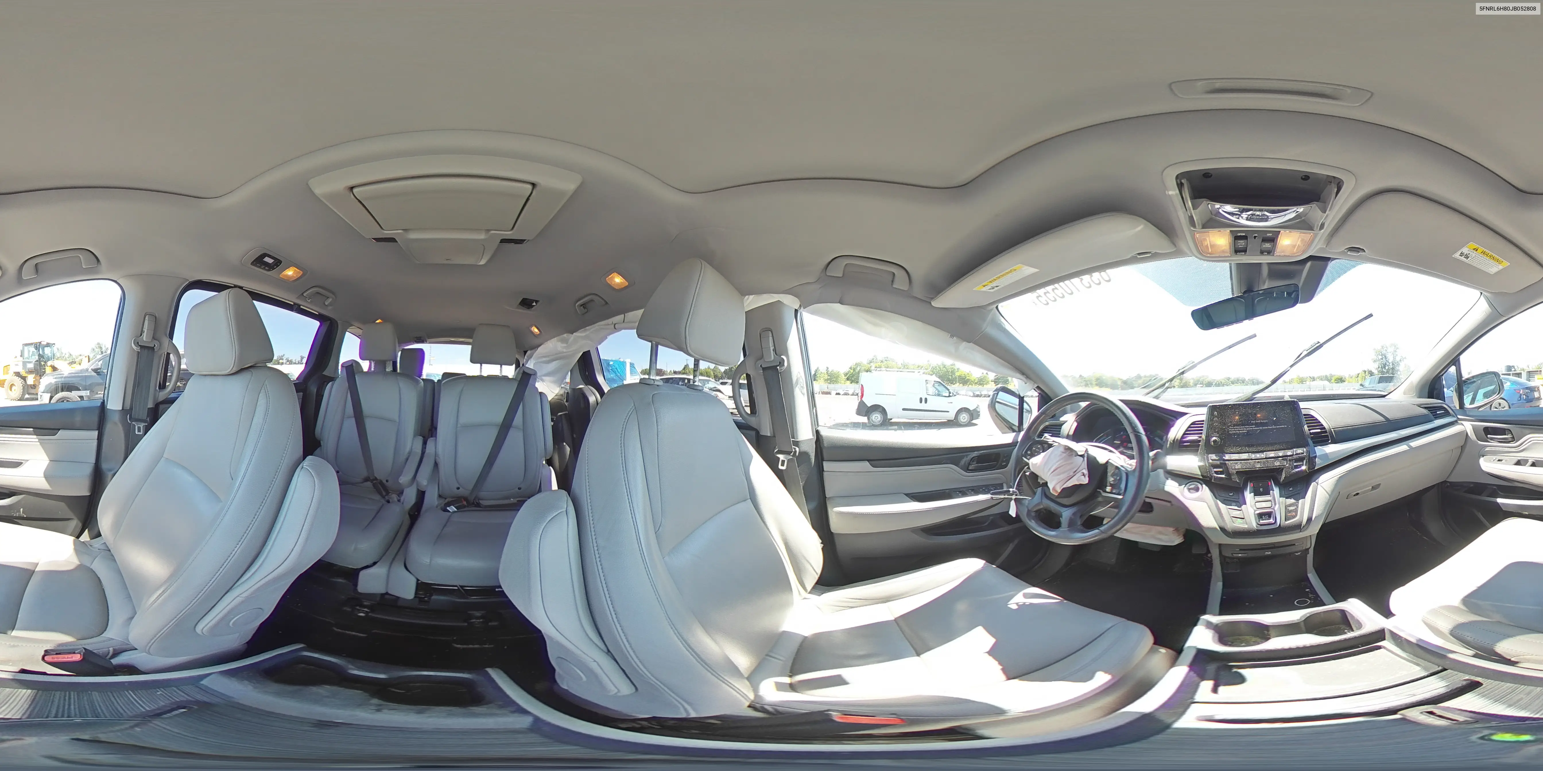 2018 Honda Odyssey Touring VIN: 5FNRL6H80JB052808 Lot: 63310555
