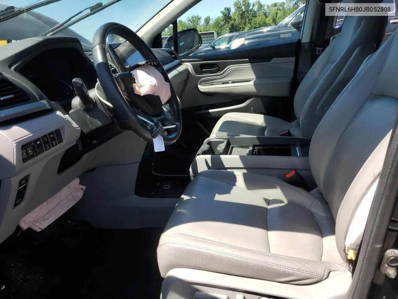 2018 Honda Odyssey Touring VIN: 5FNRL6H80JB052808 Lot: 63310555