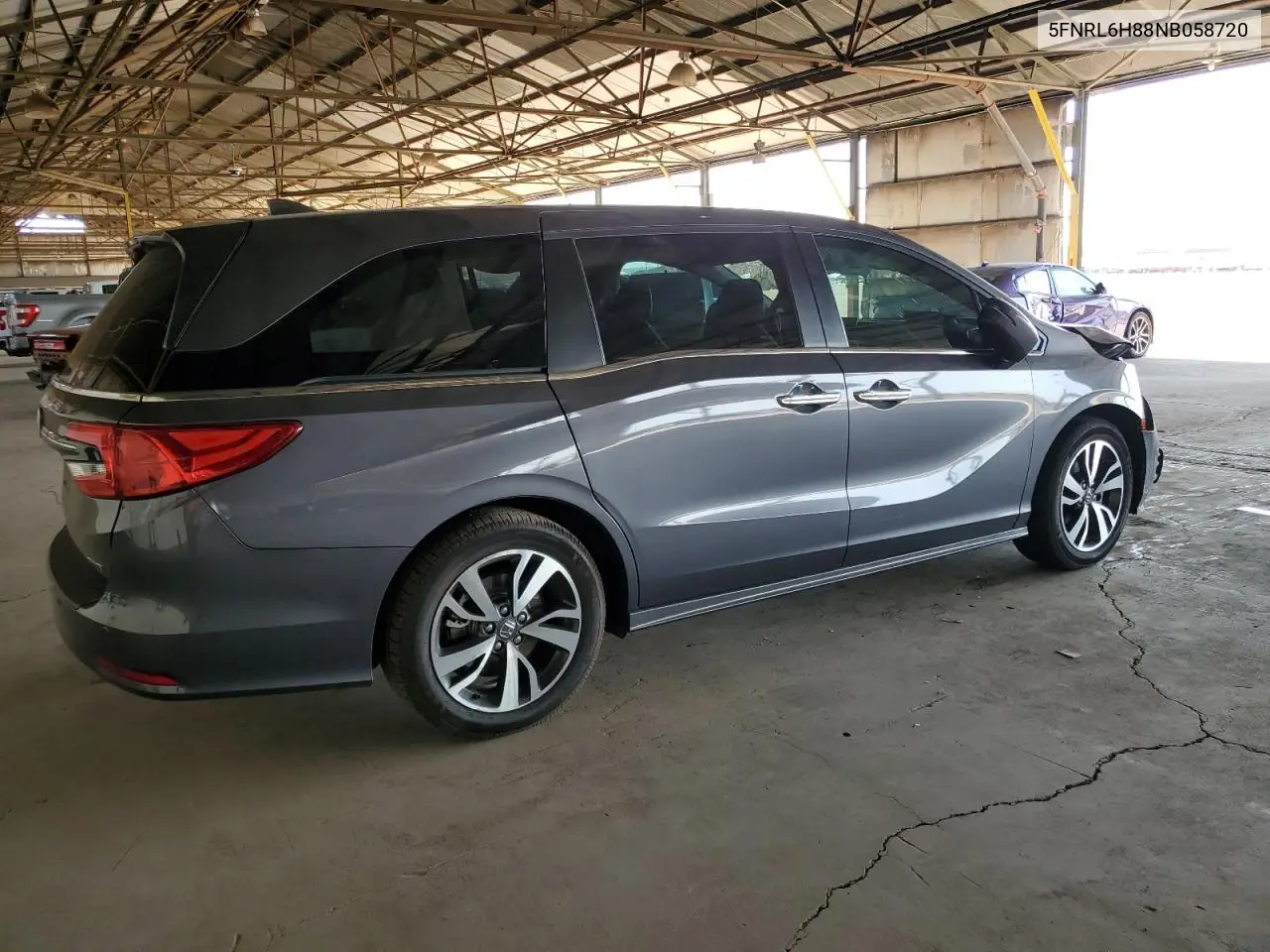 2022 Honda Odyssey Touring VIN: 5FNRL6H88NB058720 Lot: 61505685