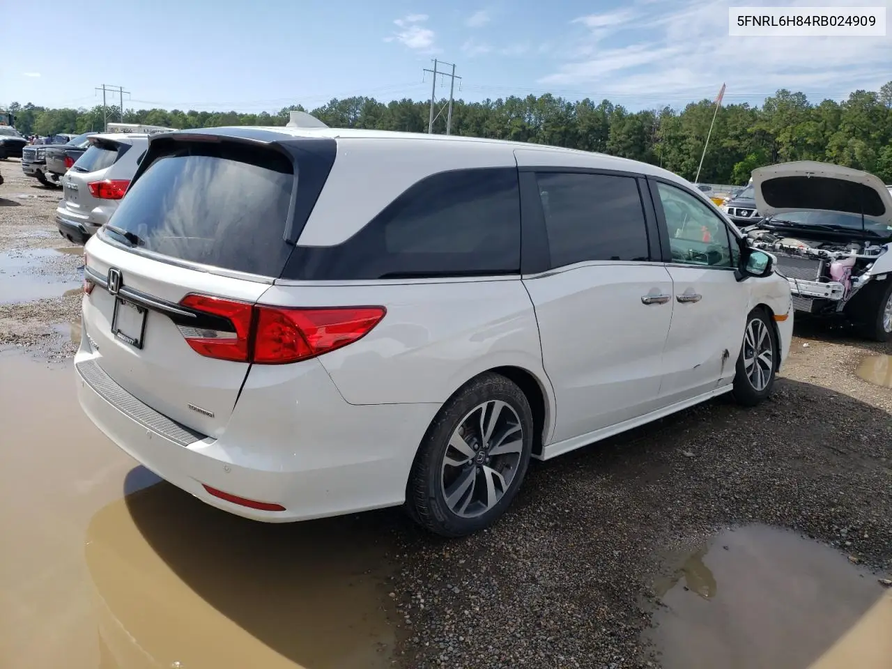 2024 Honda Odyssey Touring VIN: 5FNRL6H84RB024909 Lot: 56226255