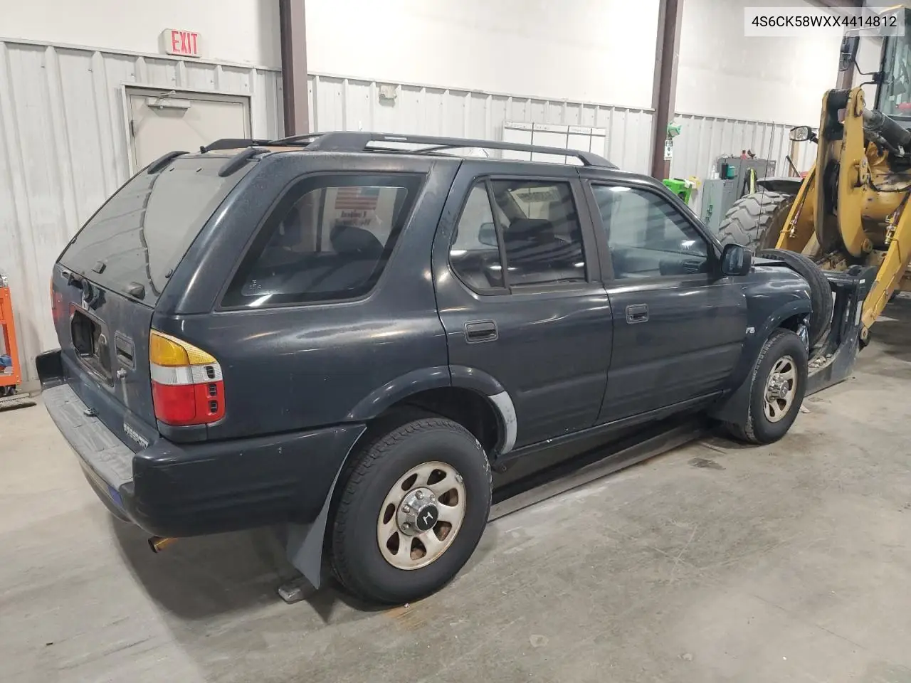1999 Honda Passport Ex VIN: 4S6CK58WXX4414812 Lot: 61329645
