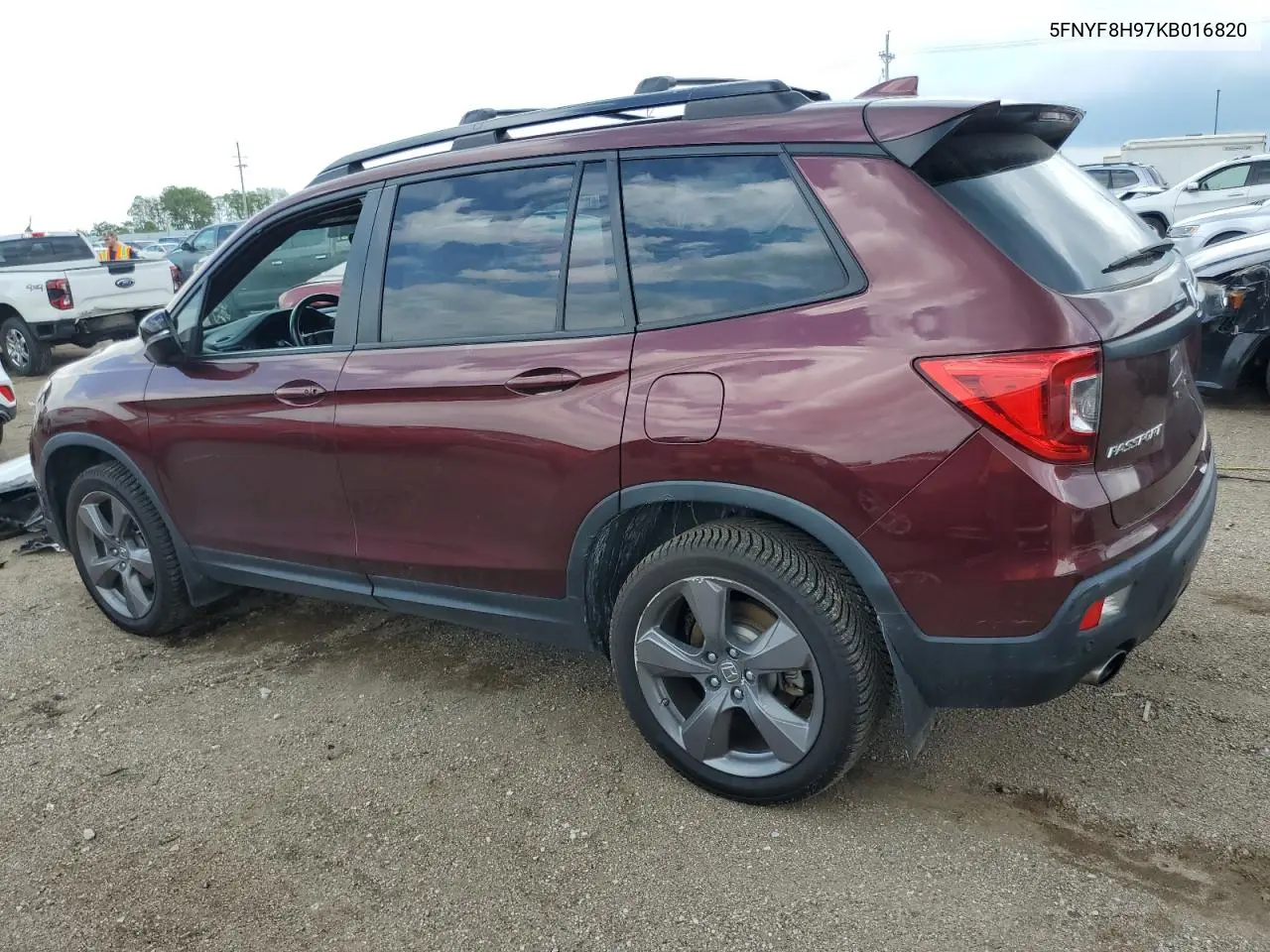 2019 Honda Passport Touring VIN: 5FNYF8H97KB016820 Lot: 61562855