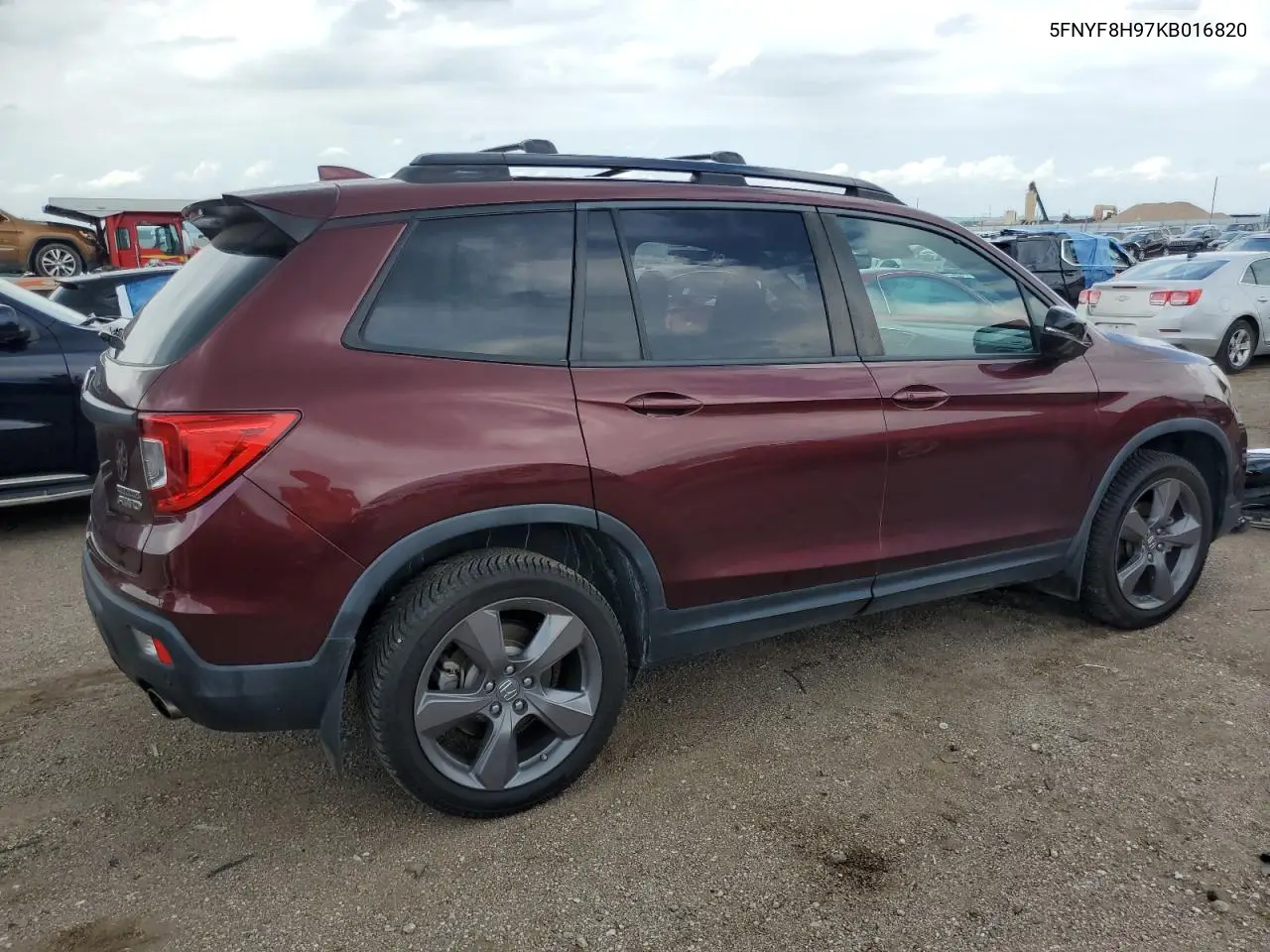 2019 Honda Passport Touring VIN: 5FNYF8H97KB016820 Lot: 61562855