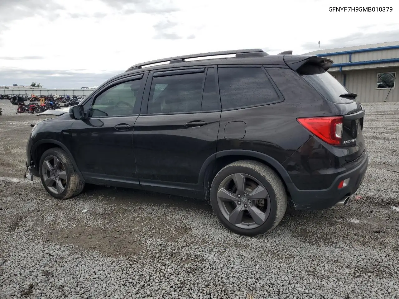 2021 Honda Passport Touring VIN: 5FNYF7H95MB010379 Lot: 55430295