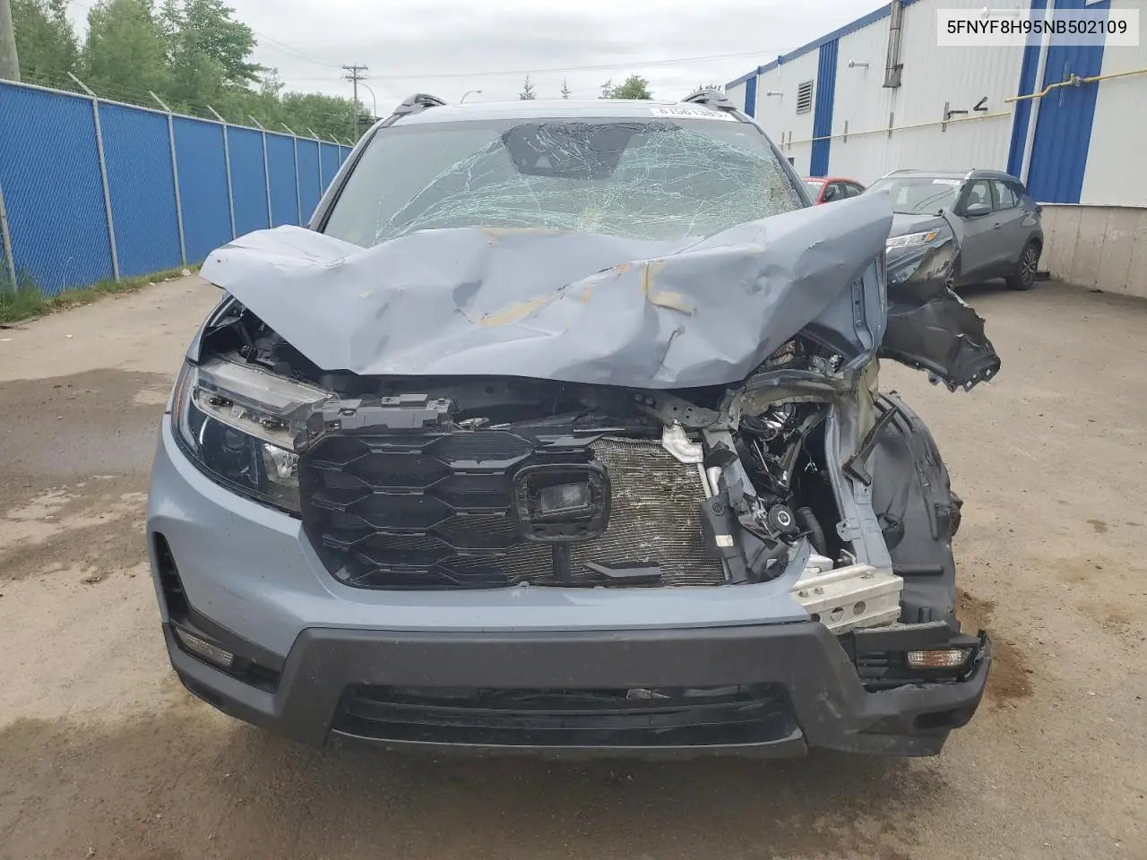 2022 Honda Passport Touring VIN: 5FNYF8H95NB502109 Lot: 61561385
