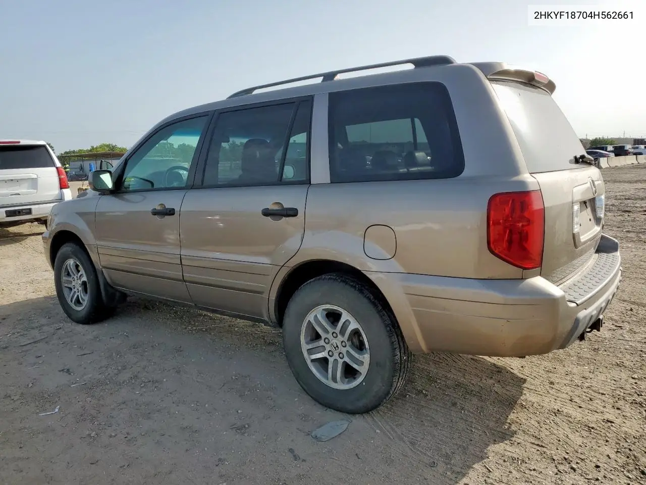 2004 Honda Pilot Exl VIN: 2HKYF18704H562661 Lot: 62838525