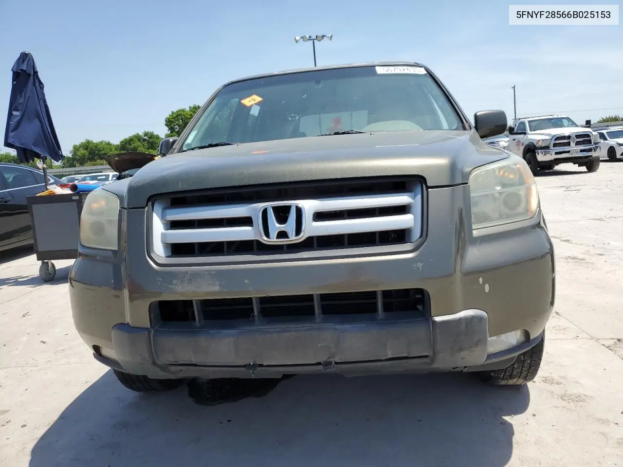 2006 Honda Pilot Ex VIN: 5FNYF28566B025153 Lot: 56792435