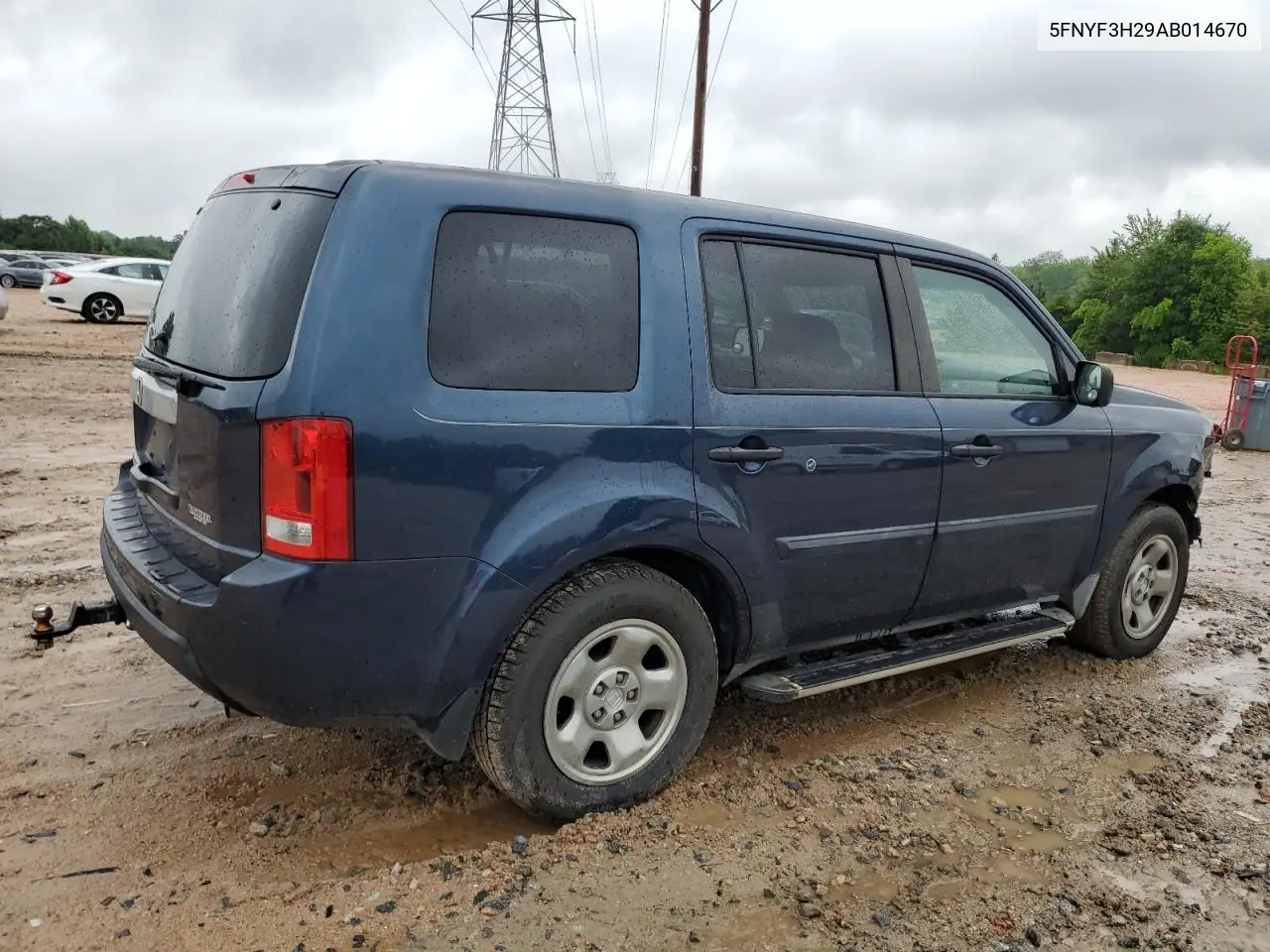 2010 Honda Pilot Lx VIN: 5FNYF3H29AB014670 Lot: 56942375