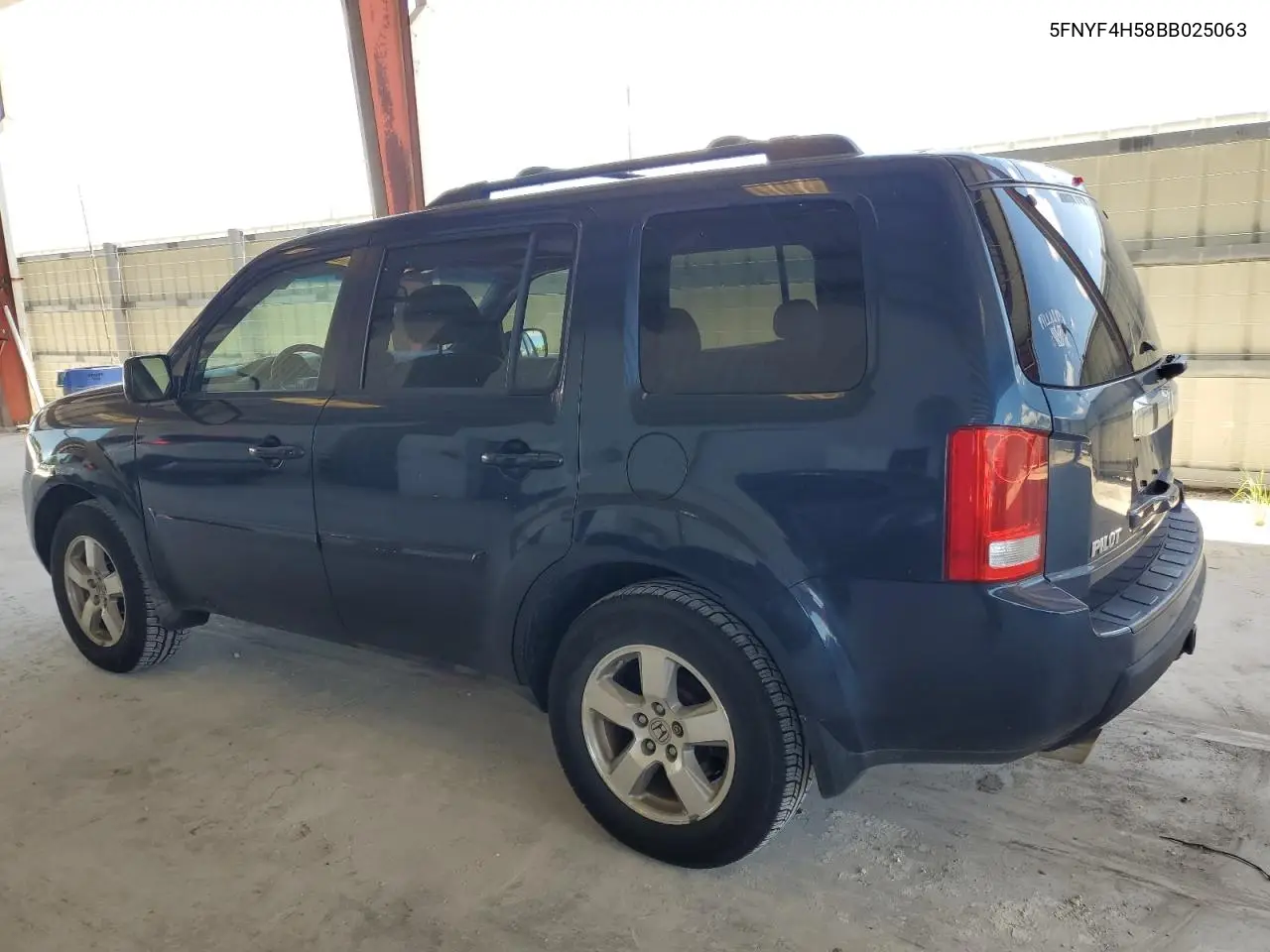 2011 Honda Pilot Exl VIN: 5FNYF4H58BB025063 Lot: 56945265