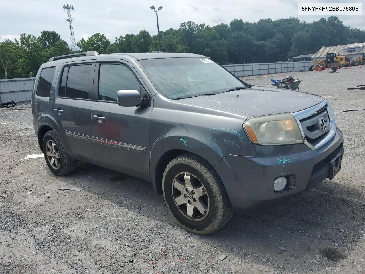 2011 Honda Pilot Touring VIN: 5FNYF4H92BB076805 Lot: 63806985