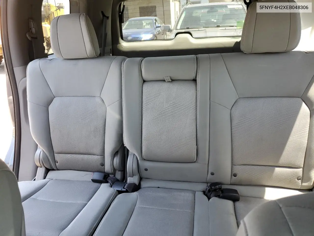 2014 Honda Pilot Lx VIN: 5FNYF4H2XEB048306 Lot: 61912675