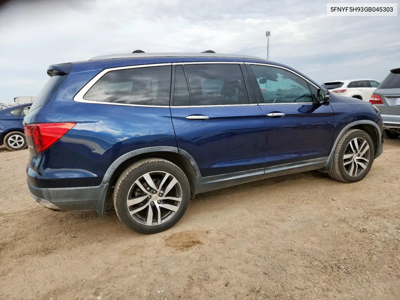 2016 Honda Pilot Touring VIN: 5FNYF5H93GB045303 Lot: 61760475