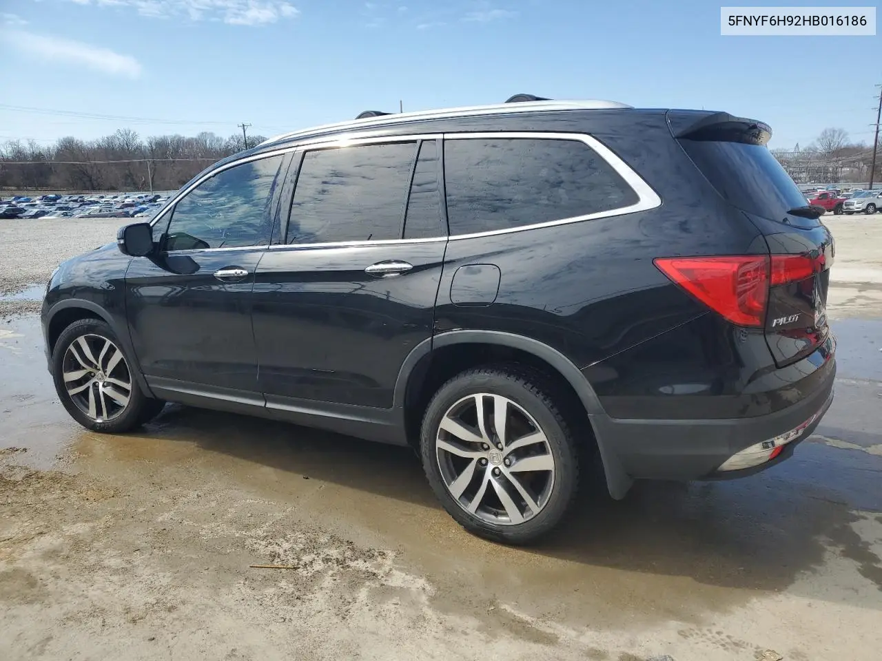 2017 Honda Pilot Touring VIN: 5FNYF6H92HB016186 Lot: 46577555