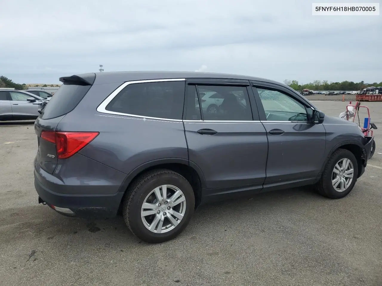 2017 Honda Pilot Lx VIN: 5FNYF6H18HB070005 Lot: 56146665