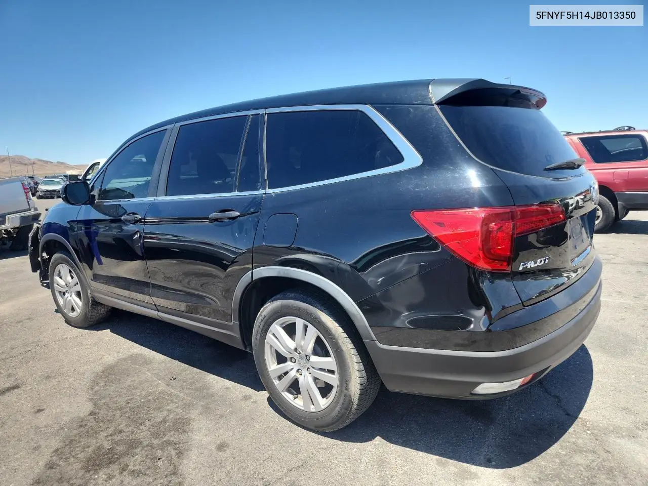 2018 Honda Pilot Lx VIN: 5FNYF5H14JB013350 Lot: 61256465