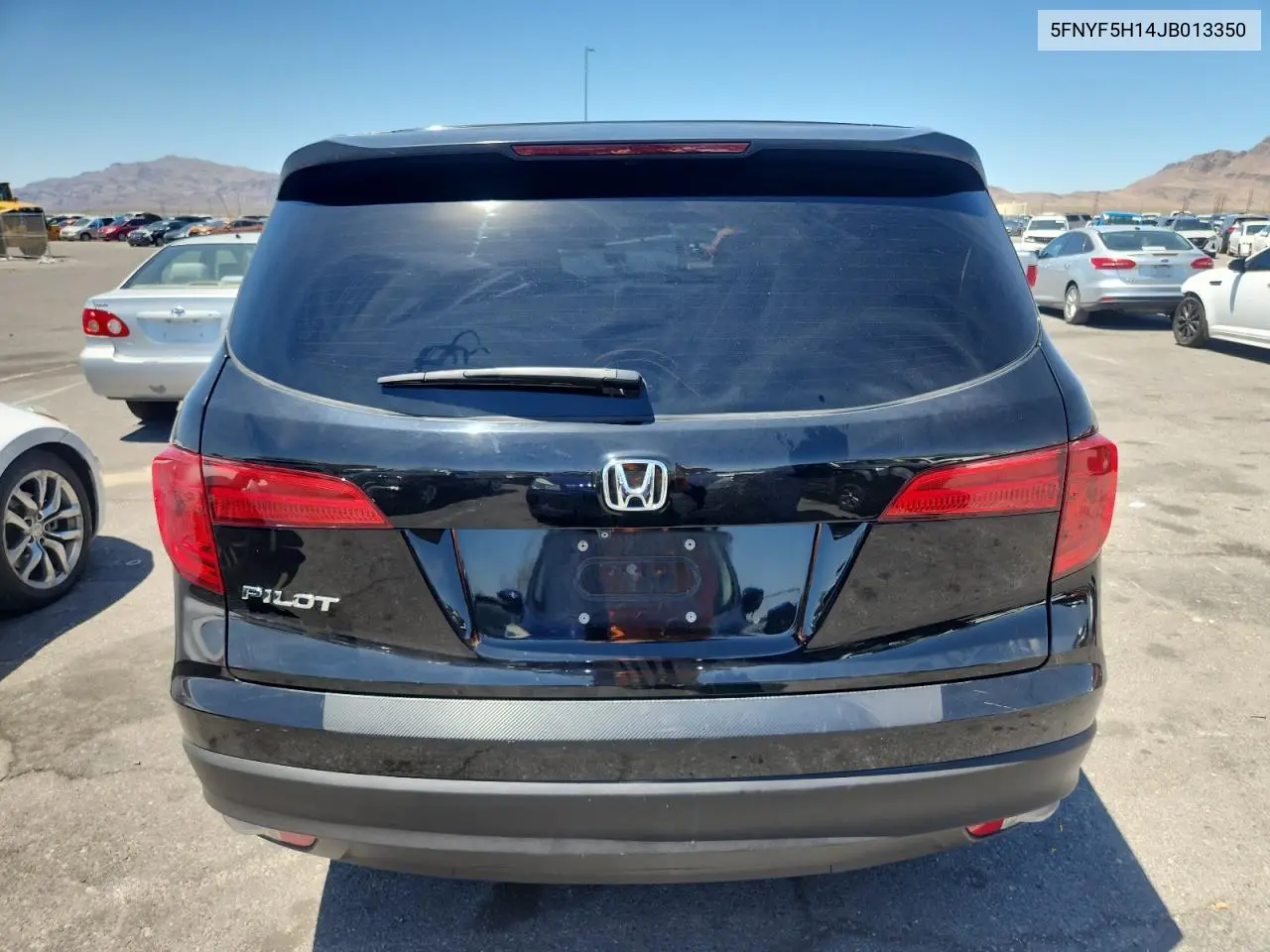 2018 Honda Pilot Lx VIN: 5FNYF5H14JB013350 Lot: 61256465