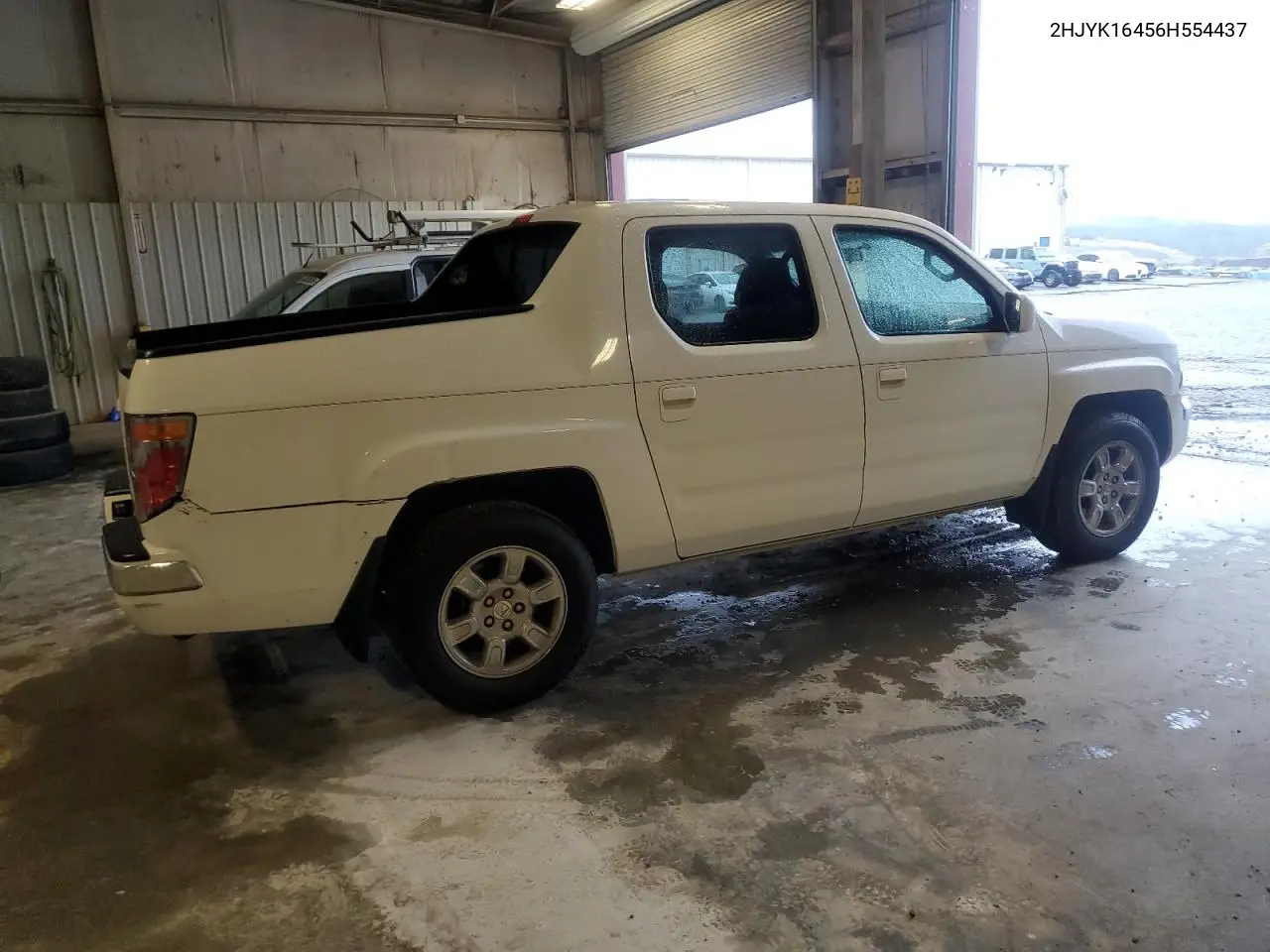 2006 Honda Ridgeline Rts VIN: 2HJYK16456H554437 Lot: 56571295