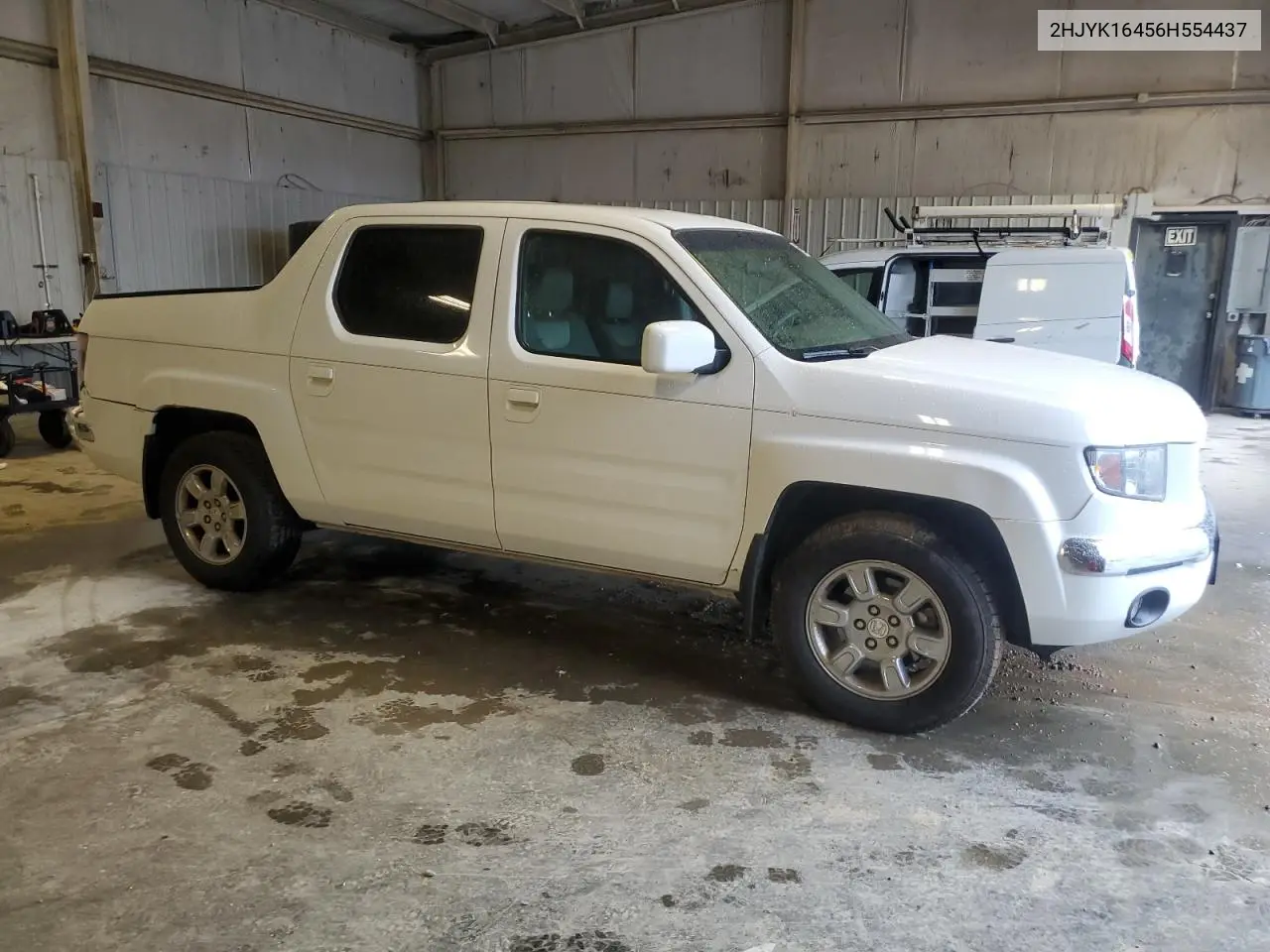2006 Honda Ridgeline Rts VIN: 2HJYK16456H554437 Lot: 56571295