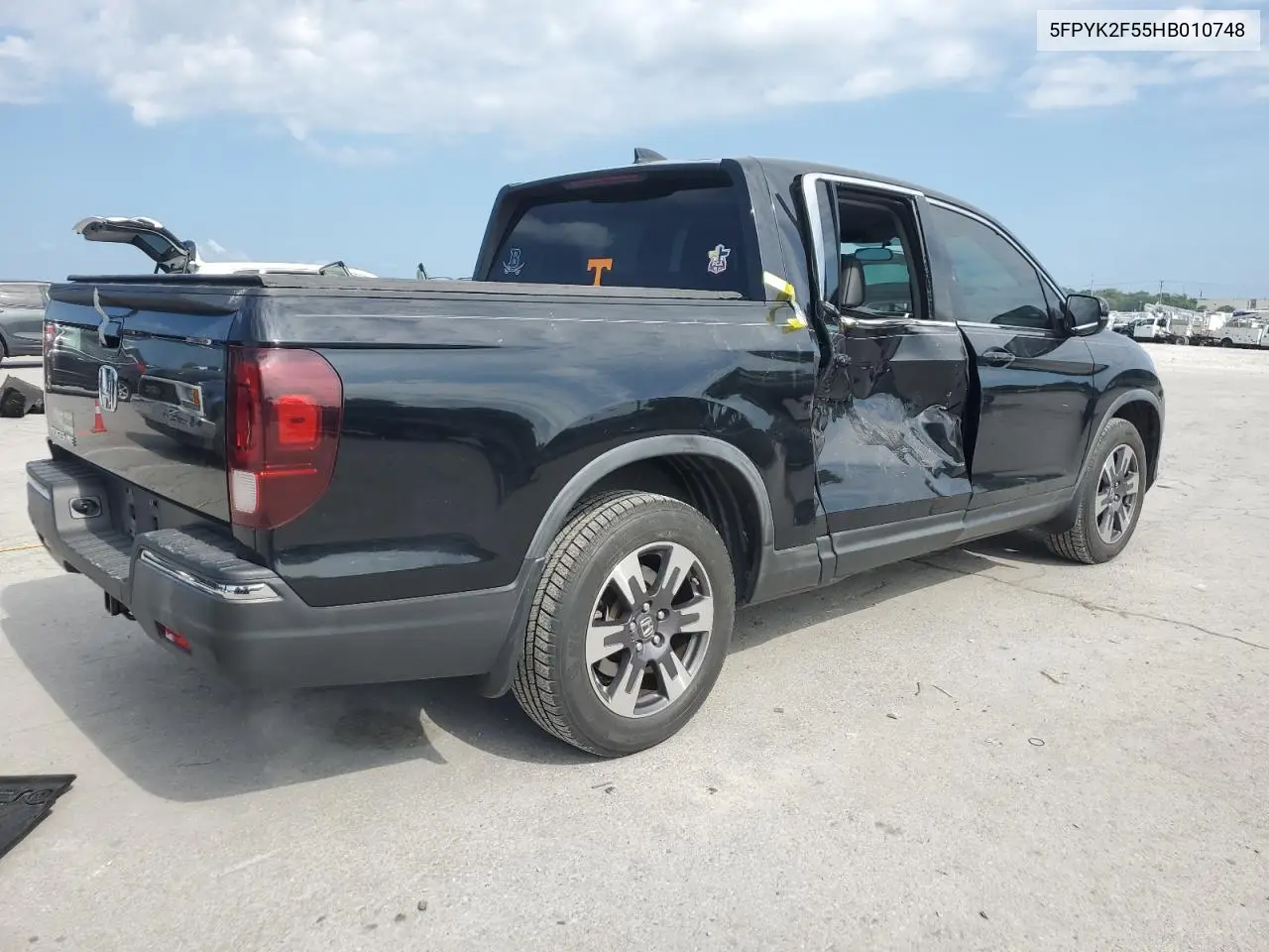 2017 Honda Ridgeline Rtl VIN: 5FPYK2F55HB010748 Lot: 65721565