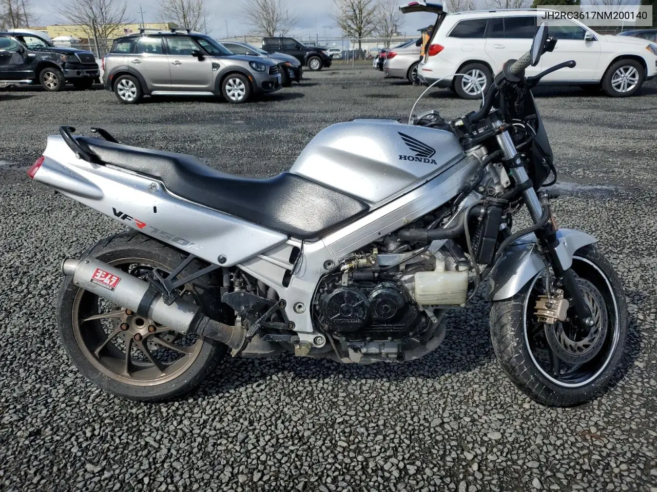 1992 Honda Vfr750 F VIN: JH2RC3617NM200140 Lot: 51150625