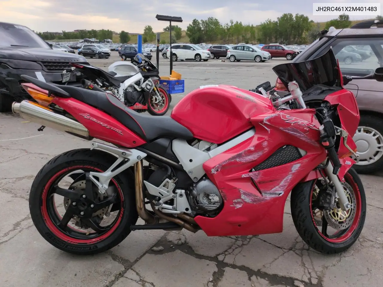 2002 Honda Vfr800 VIN: JH2RC461X2M401483 Lot: 65573285