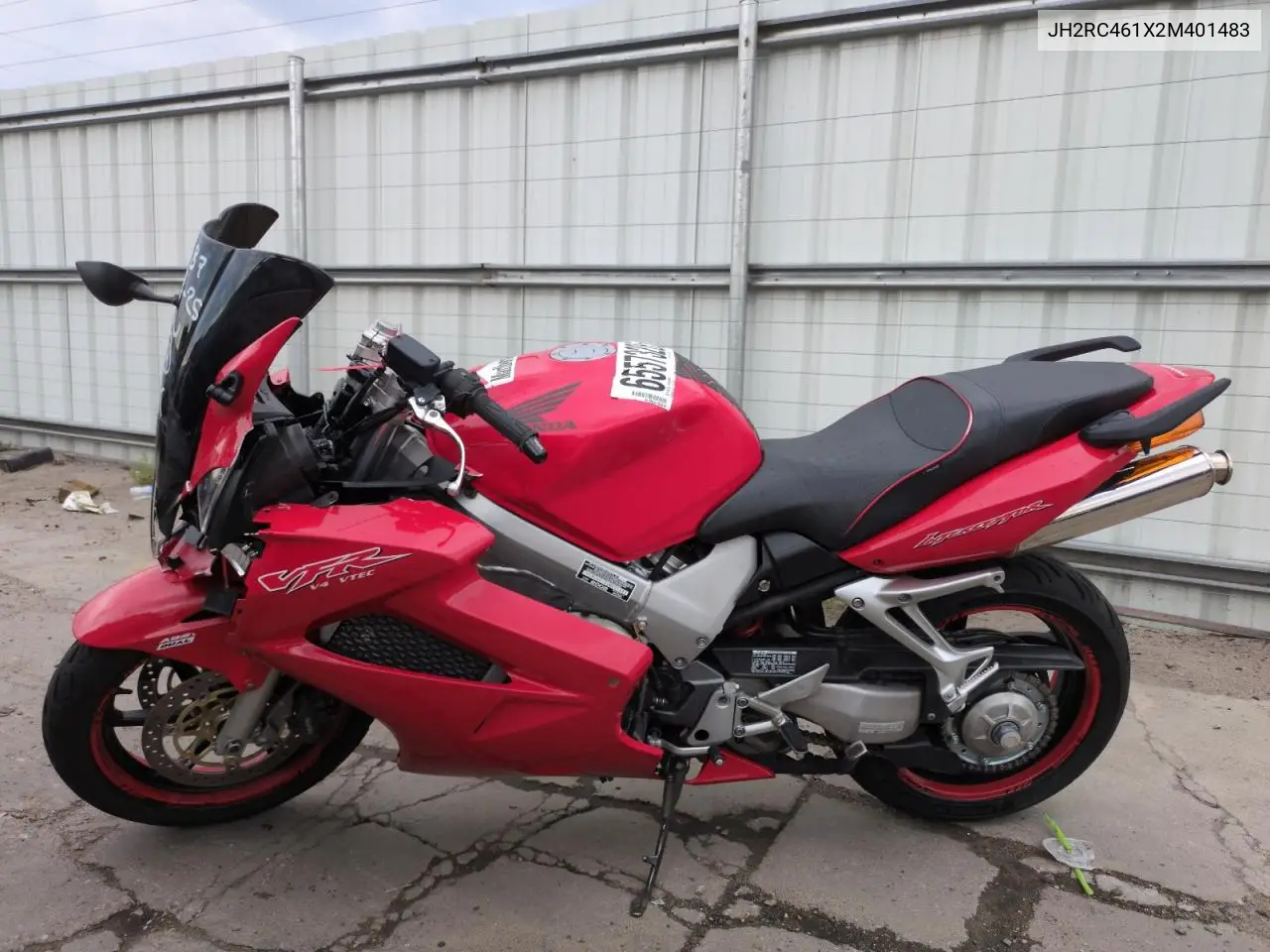 2002 Honda Vfr800 VIN: JH2RC461X2M401483 Lot: 65573285