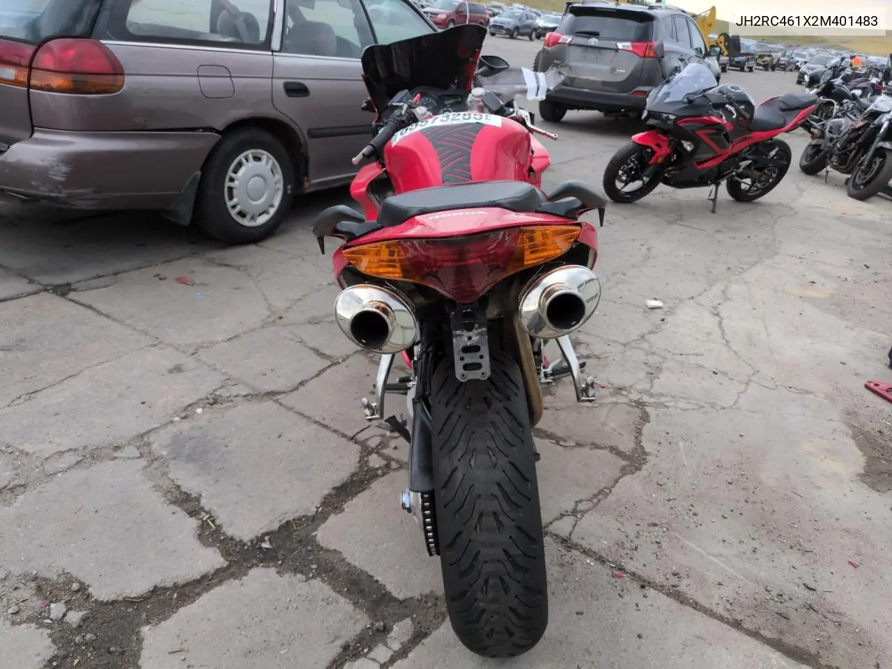 2002 Honda Vfr800 VIN: JH2RC461X2M401483 Lot: 65573285