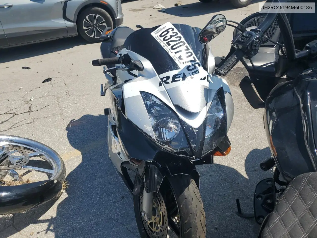 2004 Honda Vfr800 VIN: JH2RC46194M600186 Lot: 63207975