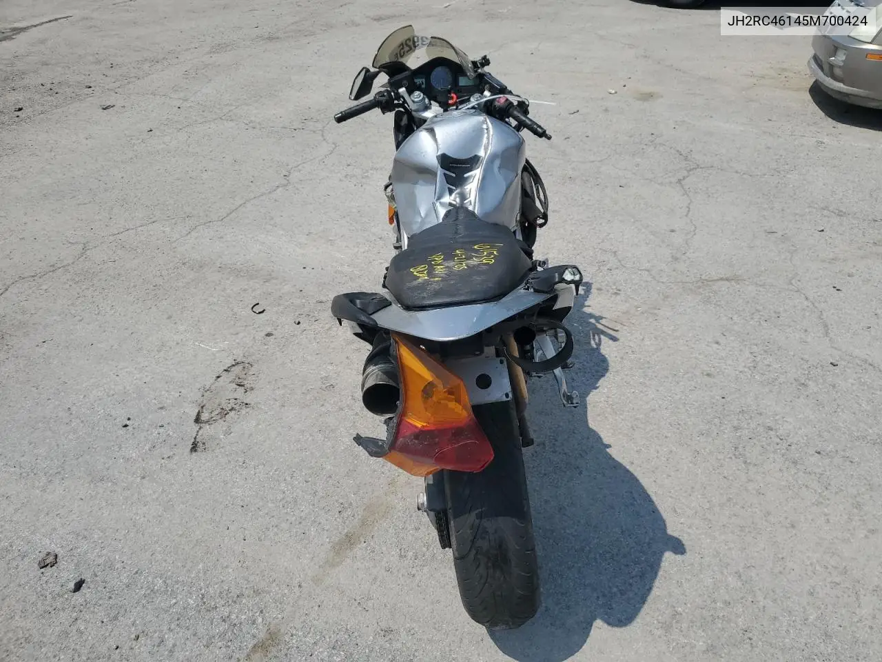 2005 Honda Vfr800 VIN: JH2RC46145M700424 Lot: 62753925