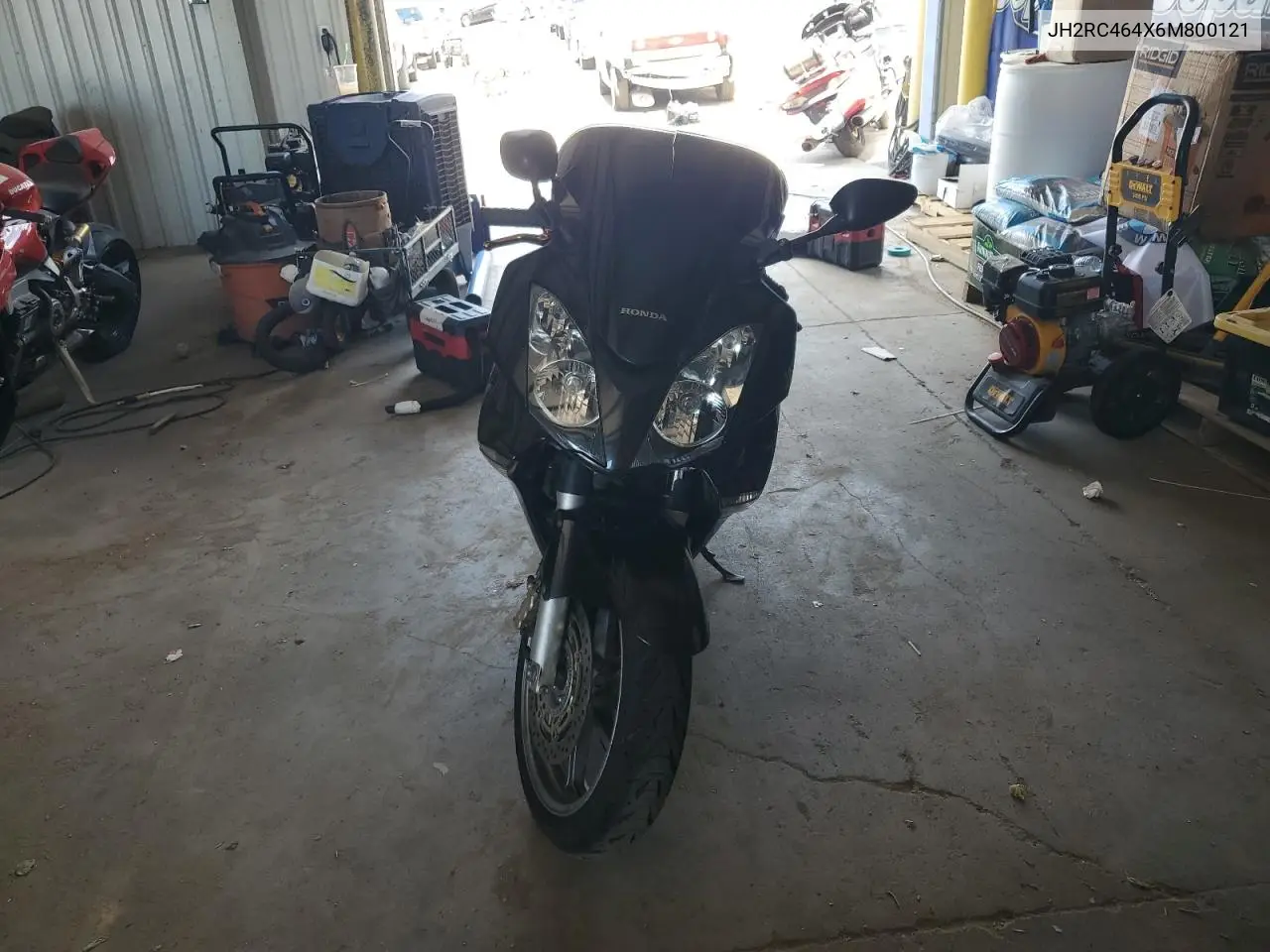 2006 Honda Vfr800 A VIN: JH2RC464X6M800121 Lot: 61500815