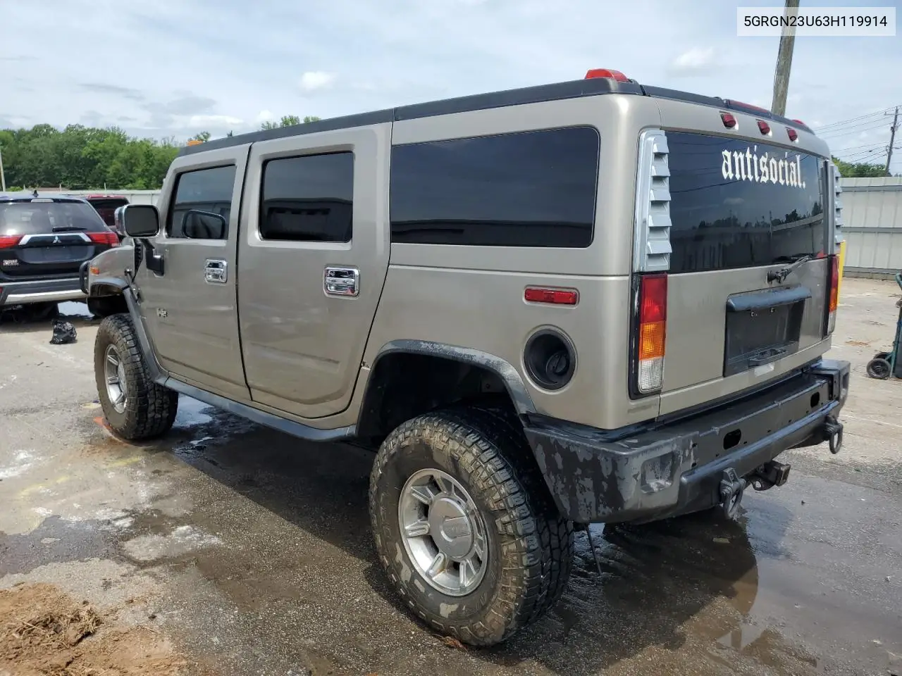 2003 Hummer H2 VIN: 5GRGN23U63H119914 Lot: 60433175