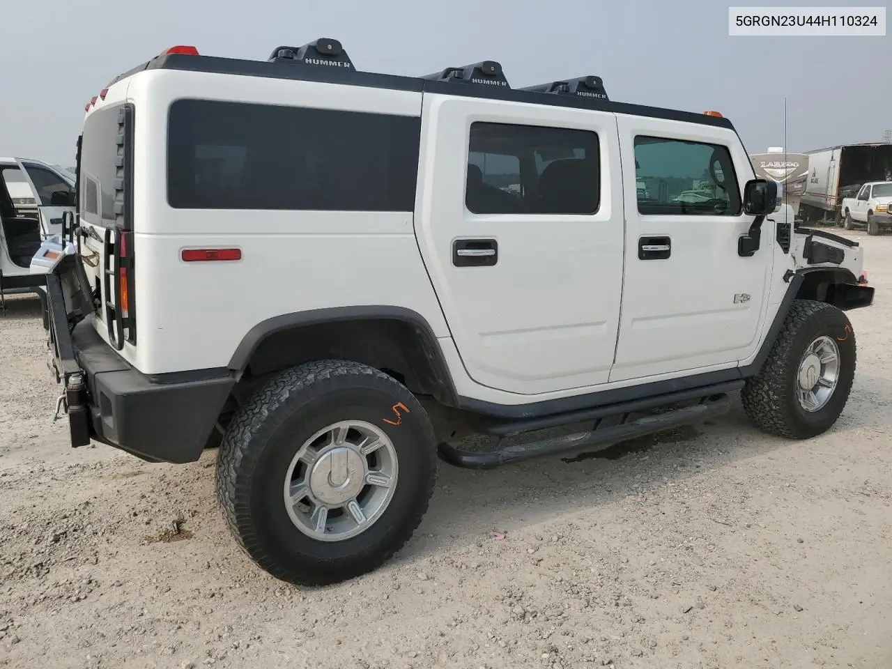 2004 Hummer H2 VIN: 5GRGN23U44H110324 Lot: 53342344